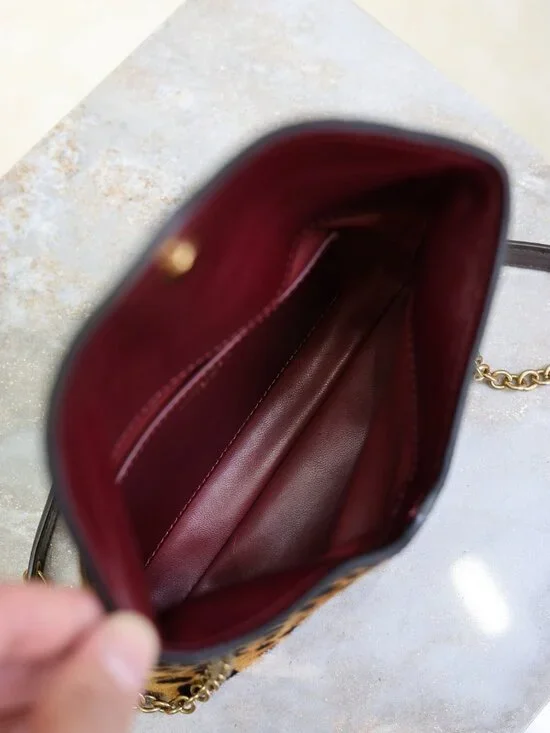 Saint Laurent leopard print envelope chain bag - Picture 9 of 9